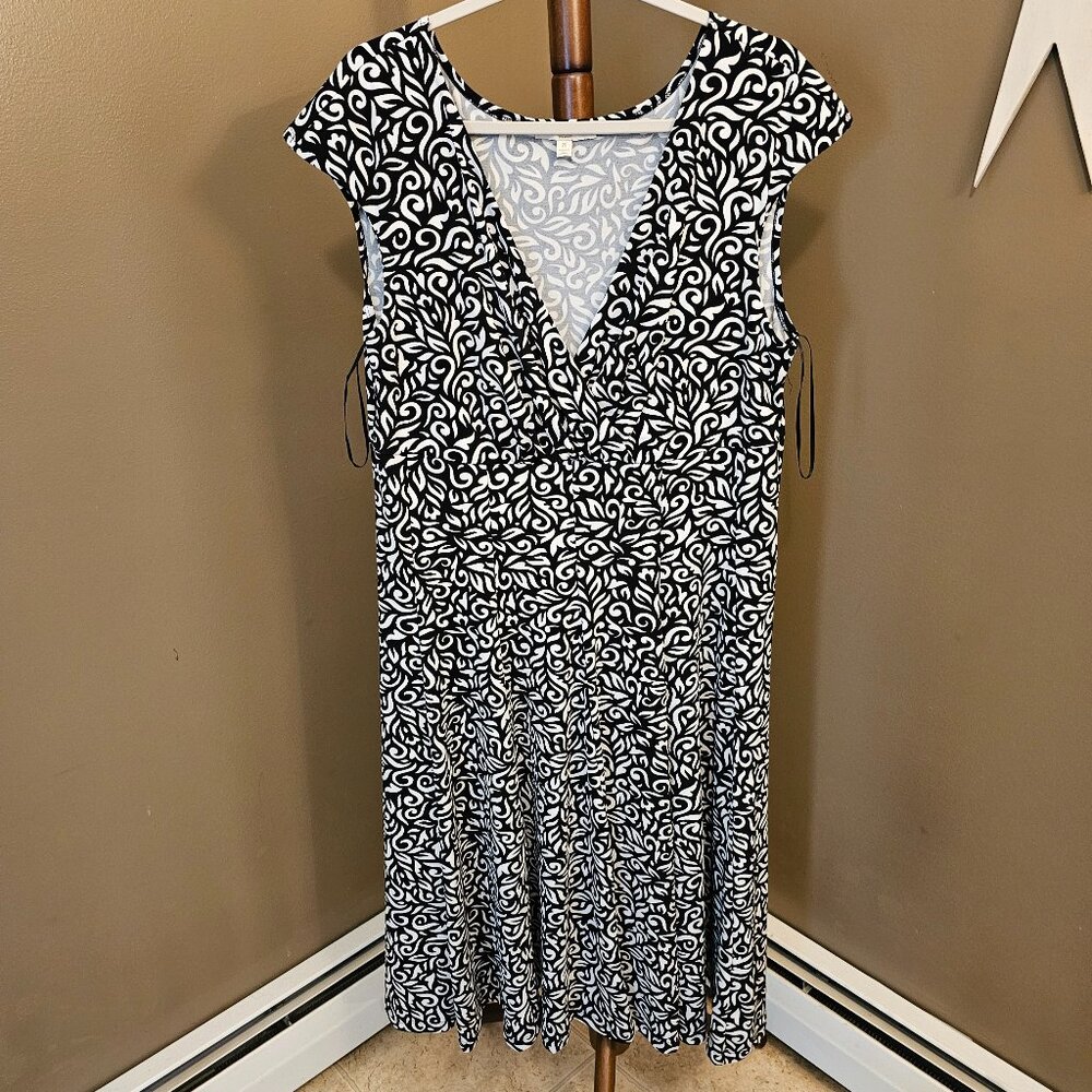 Haani, black and white, midi dress, Plus size 2X